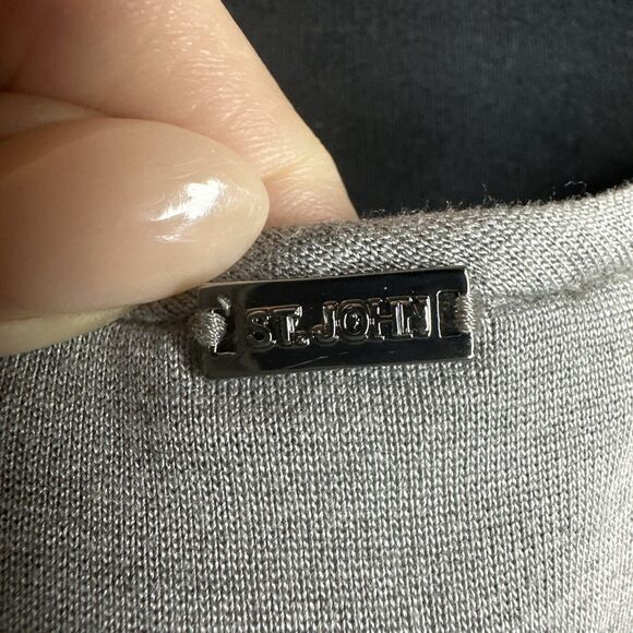 St. John Gray Viscose Silk Tunic Panel Blouse Shirt Top Size Small 100% Silk - Picture 7 of 11